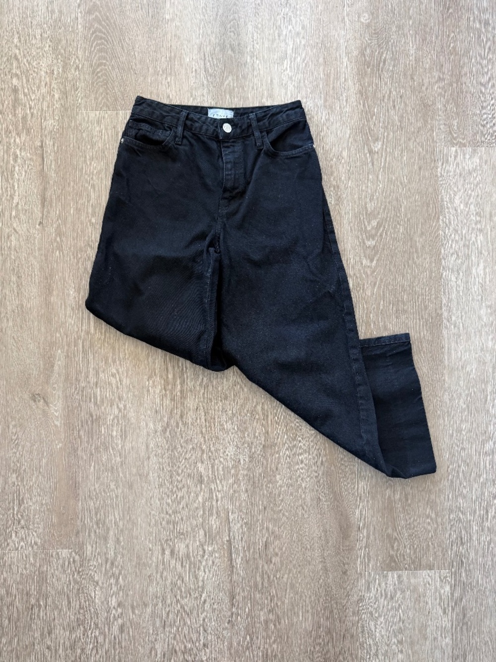 FRAME High-Rise Wide Leg Cropped Jeans in Noir, 25